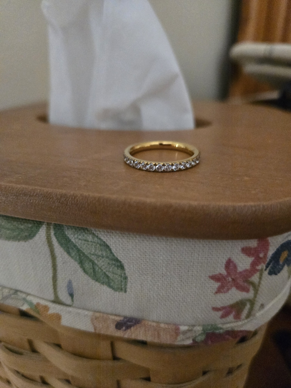 Chansutte Pearls Elegant Gold Diamond-Style Eternity Band - Women's Jewelry